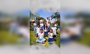 रंग वाली होली आज....