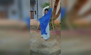 हैप्पी होली - आइए रंगों के इस त्योहार का आनंद लें....