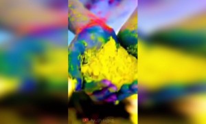 हैप्पी होली 2021  - आइए रंगों के इस त्योहार का आनंद लें!