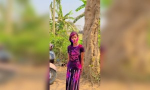 होली मुबारक - आइए रंगों के इस त्योहार का आनंद लें!