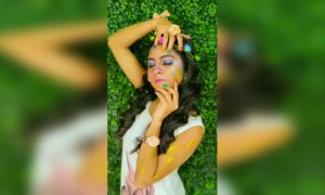 होली मुबारक - आइए रंगों के इस त्योहार का आनंद लें........