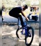 साइकिल से भी लोग क्या गज़ब का स्टंट करते है